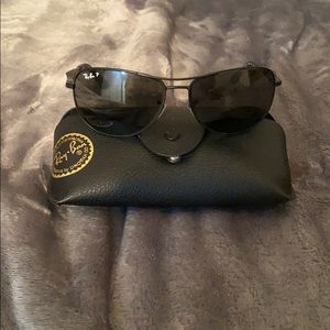 Polarized ray bans
